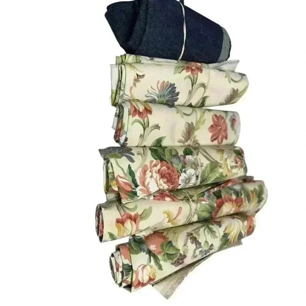 Fabric - 4 rolls of vintage floral 1 roll of dark denim 1 roll tropical floral - Picture 15 of 15